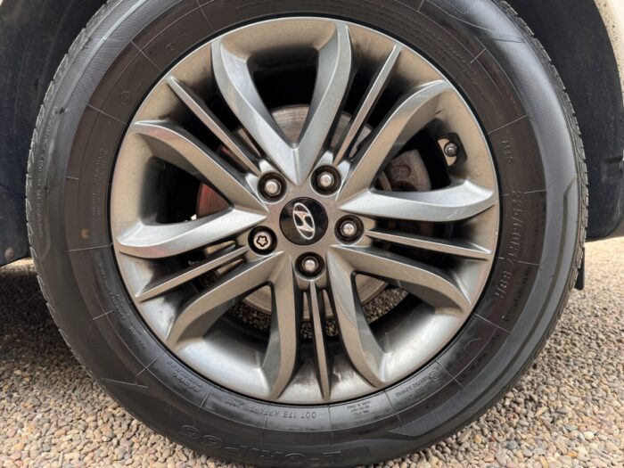 HYUNDAI IX35 NO CREDIT CHECK Car Finance10