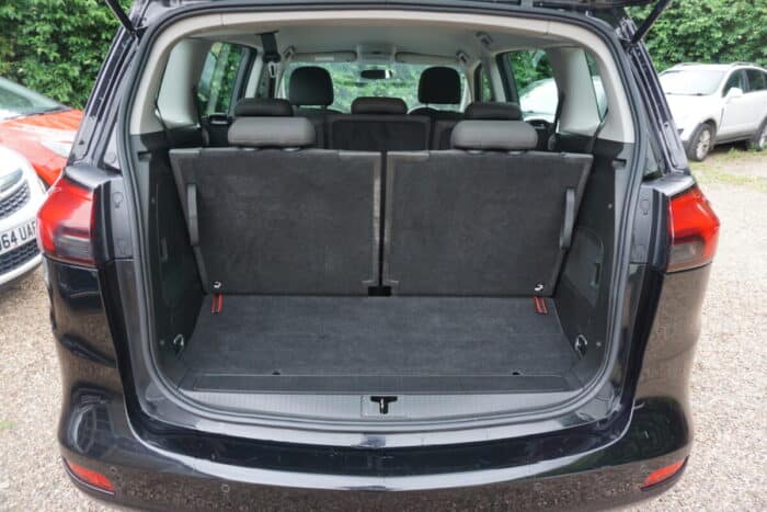 Vauxhall Zafira No Deposit 11