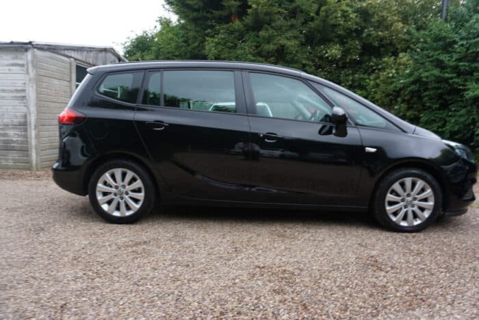 Vauxhall Zafira No Deposit 8