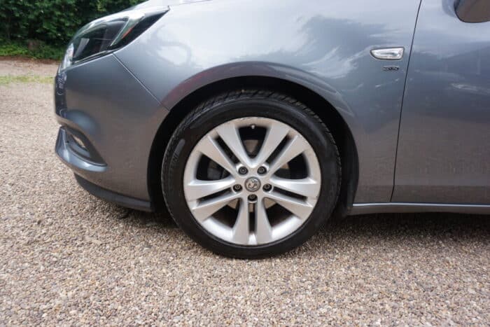 Vauxhall Zafira Tourer Guaranteed Car Finance15