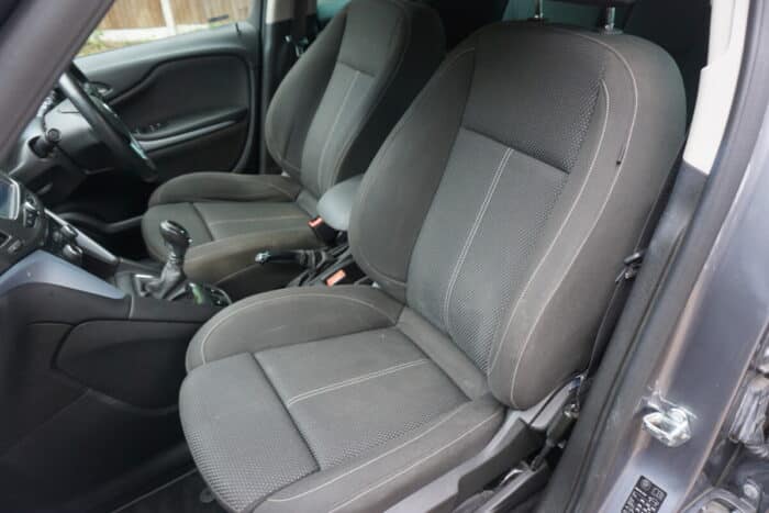 Vauxhall Zafira Tourer Guaranteed Car Finance18