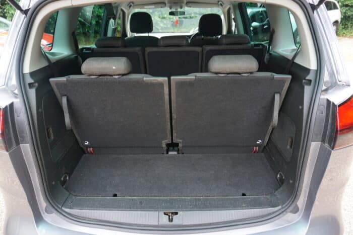 Vauxhall Zafira Tourer Guaranteed Car Finance23