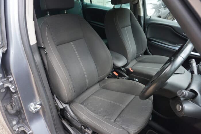 Vauxhall Zafira Tourer Guaranteed Car Finance26