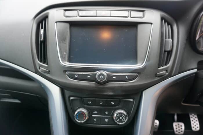 Vauxhall Zafira Tourer Guaranteed Car Finance28