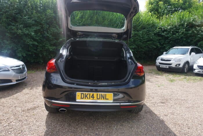 Vauxhall Astra No Deposit Finance 24