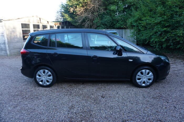 Zafira Guaranteed Car Finance 8