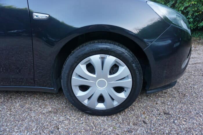 Zafira Guaranteed Car Finance 9