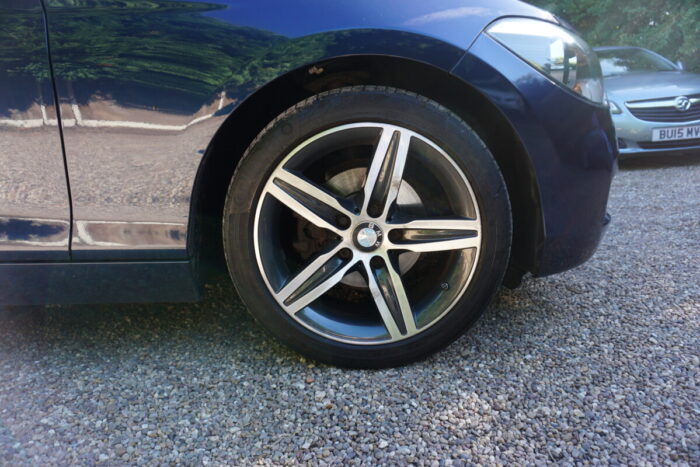 BMW 1 Series 19