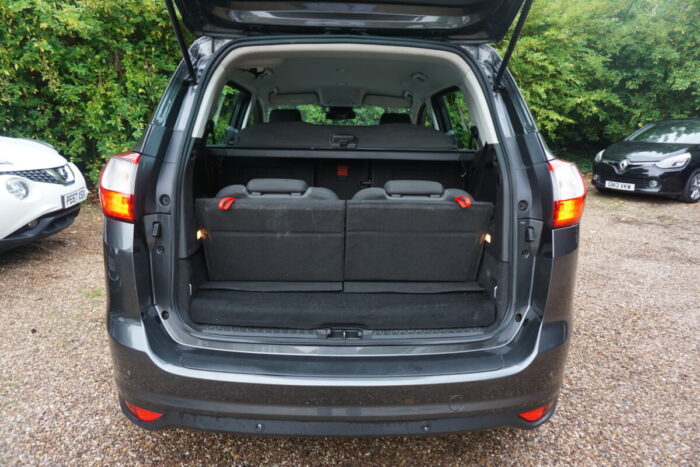 Ford Grand C-Max No Deposit Finance 11