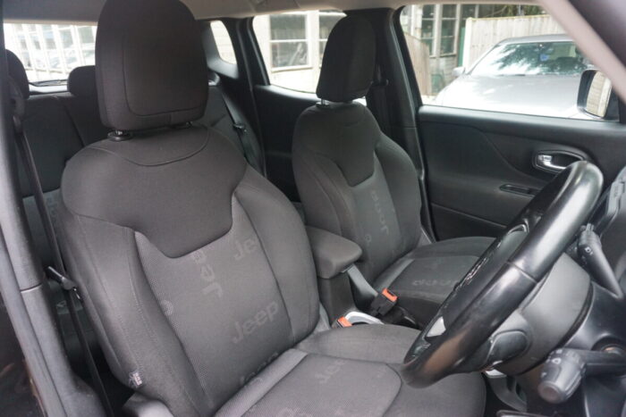 Jeep Renegade 1.4 Longitude Automatic Black 2016 - photo 25