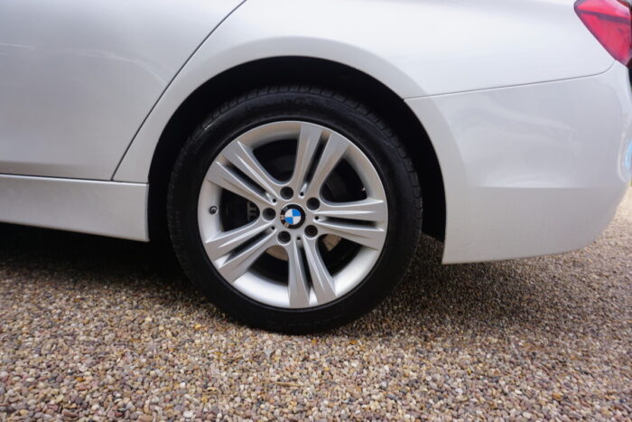 BMW 3 Series No Deposit Finance 17