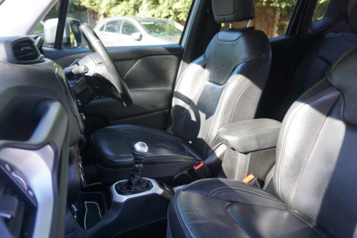 Jeep Renegade No Deposit Finance 24