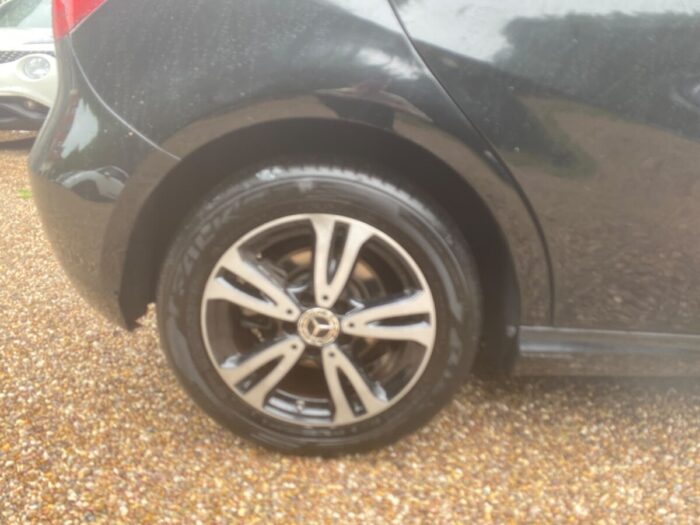 Mercedes A Class 1.5 SE Automatic Black 2017 - photo 17