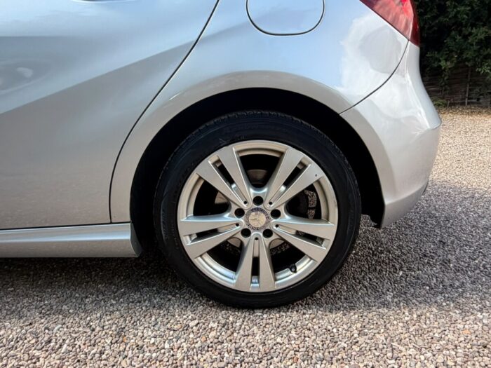 Mercedes A Class 1.5 Sport Automatic Silver 2017 - photo 18