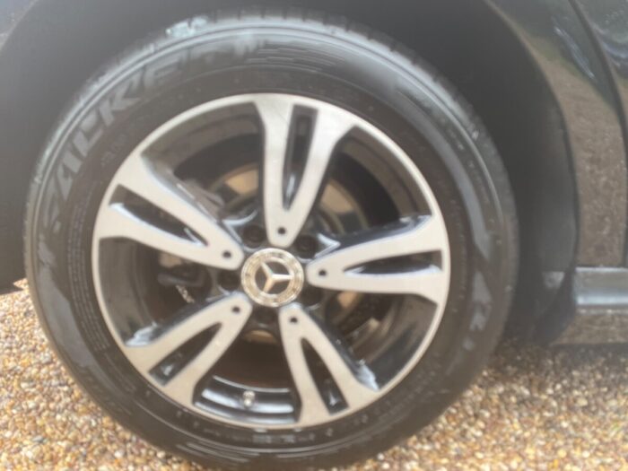 Mercedes A Class 1.5 SE Automatic Black 2017 - photo 18